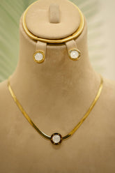 Necklace Set – Elegant