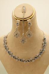 Necklace Set – Elegant Silver Finish