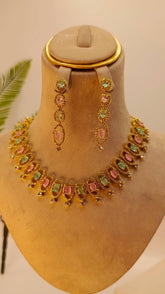 Necklace Set – Elegant Silver Finish