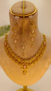 Necklace Set – Elegant Silver Finish