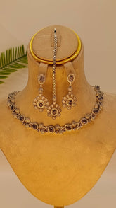 Necklace Set – Elegant Silver Finish