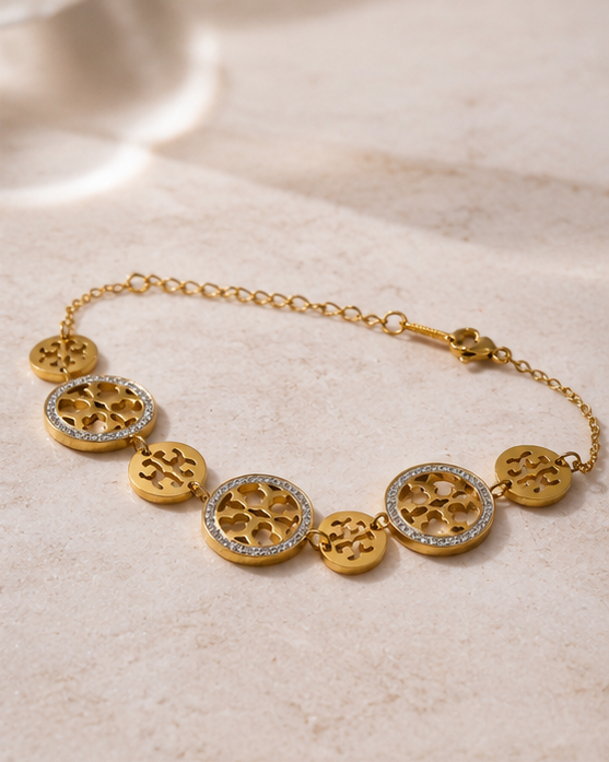 Genevra Stainless Steel Bracelet – Golden White / Standard