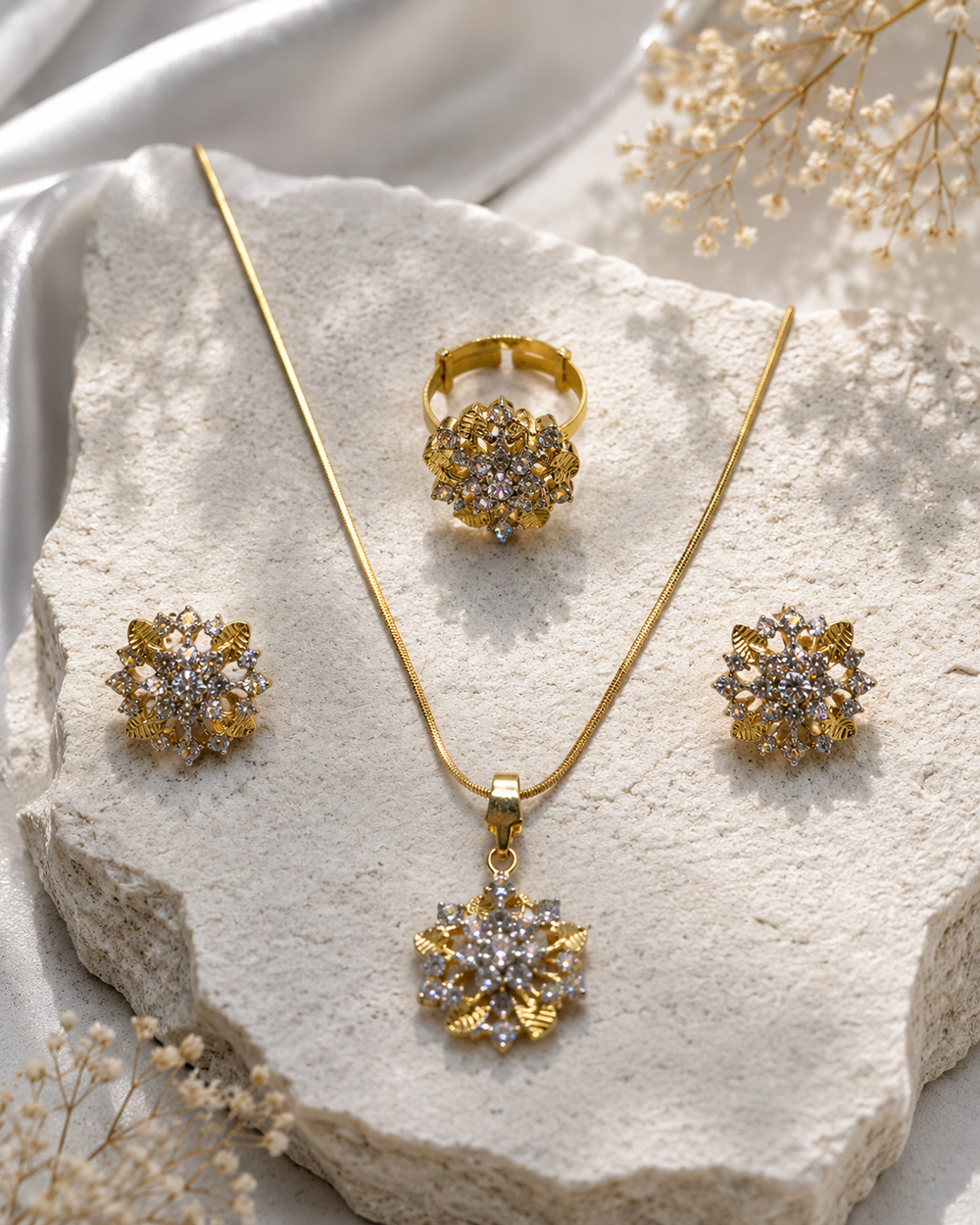 Citrine Gold-Plated Pakistani Locket Set – White