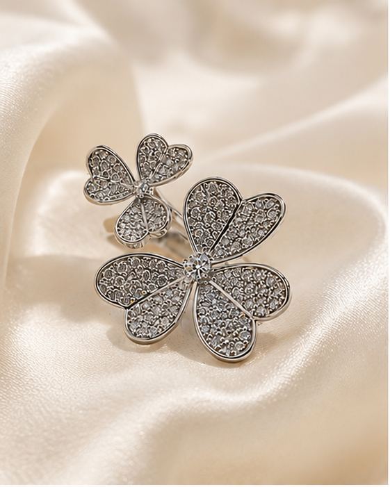 Marbleina Ring – Silver White / Adjustable