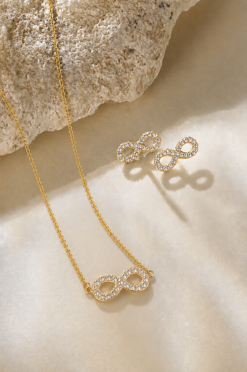 Uma Necklace