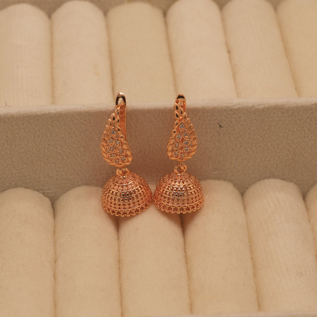 Quinn China Gold 24K Earrings