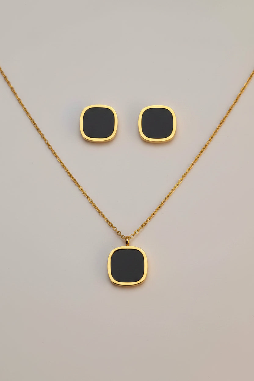Petra Necklace