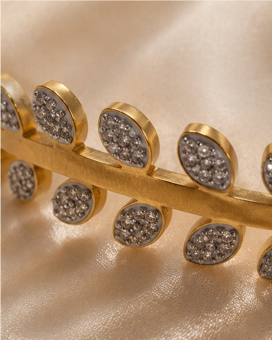 Seraphina Stainless Steel Bracelet – Golden White / Standard