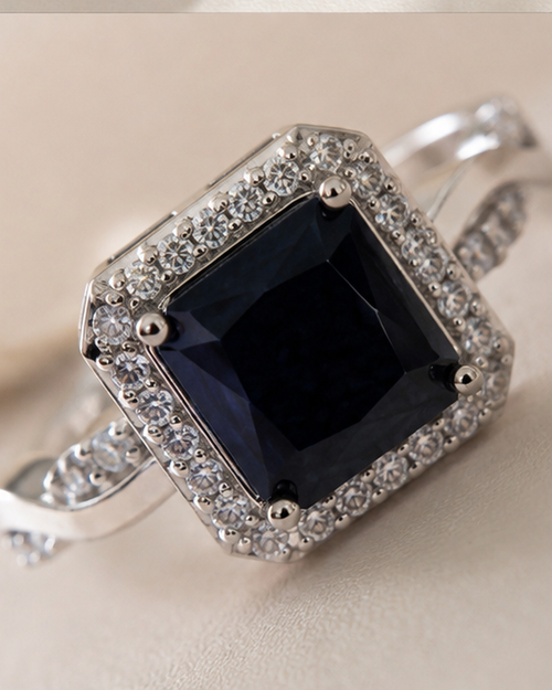 Lavendra Ring – Black / Adjustable