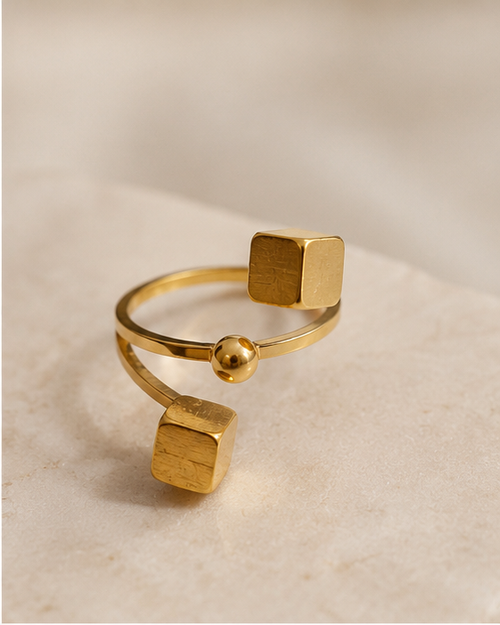 Bramble Ring – Golden / Adjustable