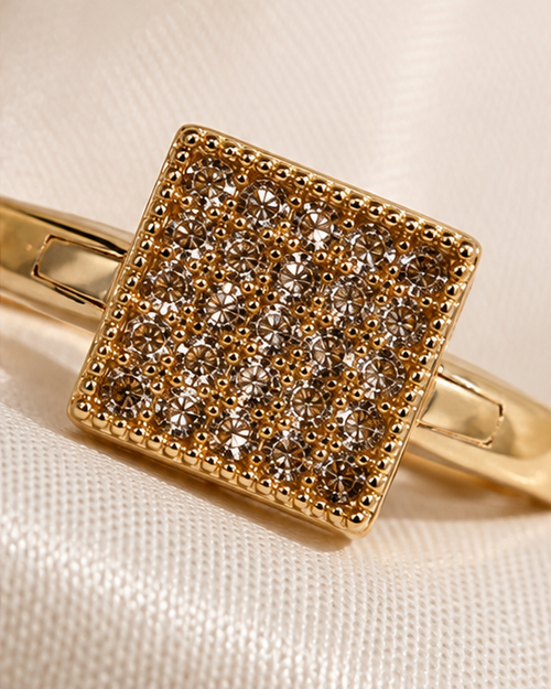 Poppyfield Ring – Golden / Adjustable